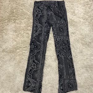 Patterned flowy navy pants